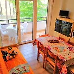 Apartman In 37158