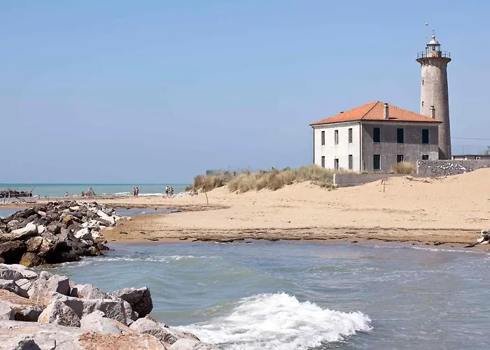 In 37158 Апартаменты *